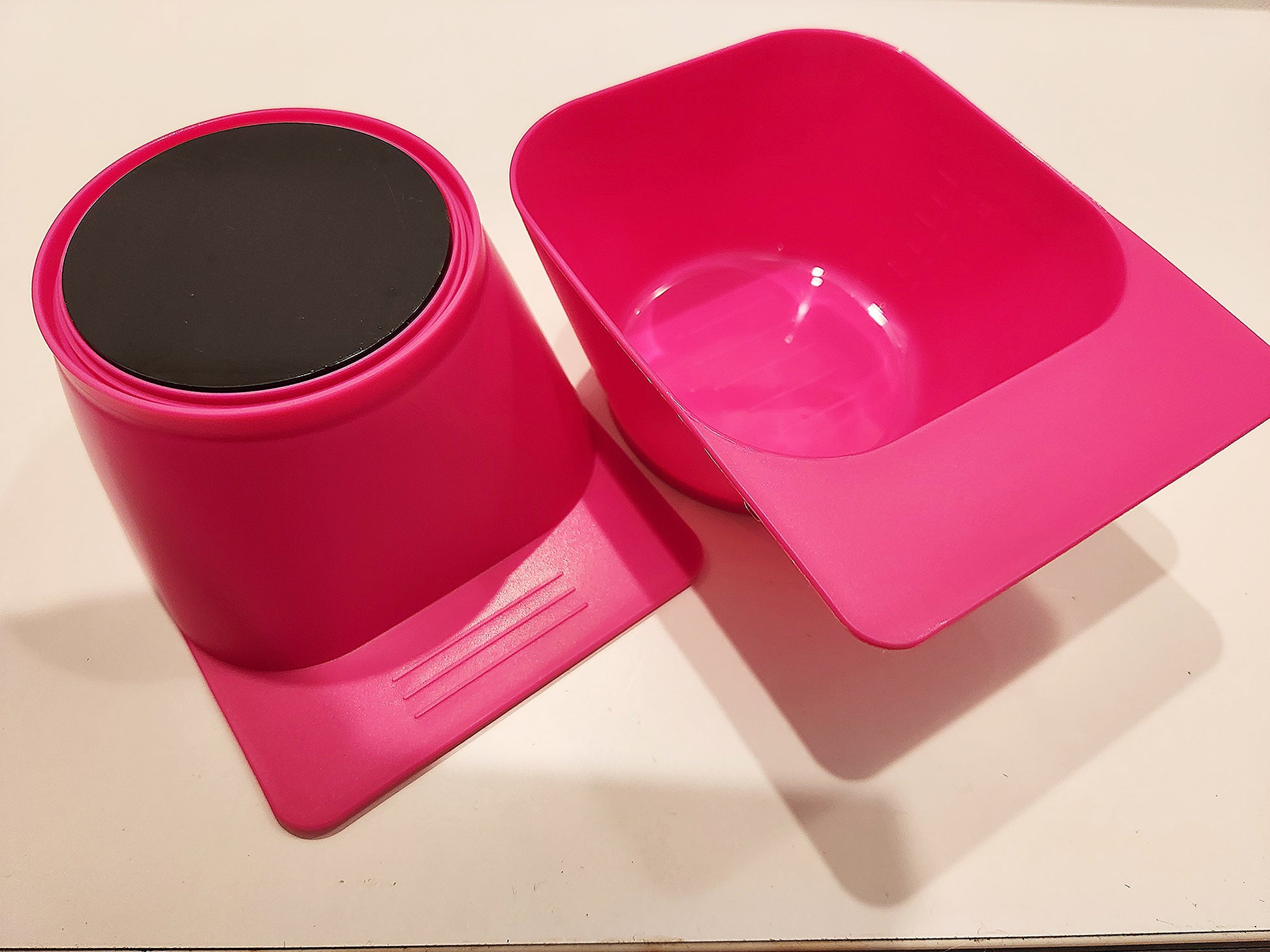 Magnetic hair tint color bowl 